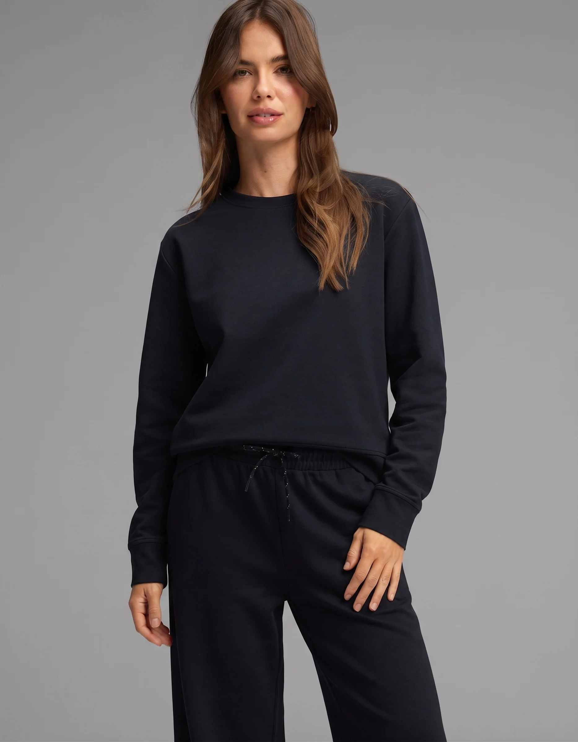 Women's Versa Crewneck & Wide Leg Pant Set - Image 11