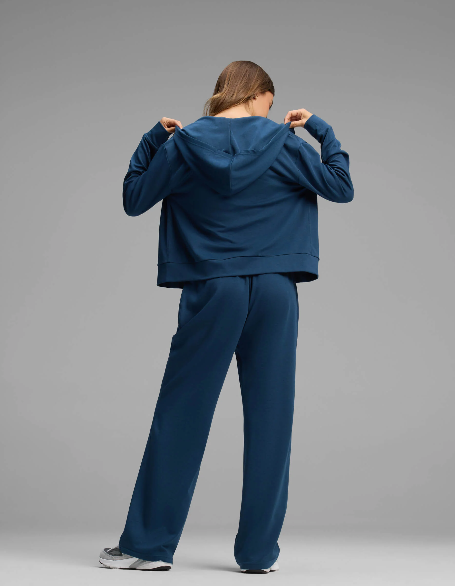 Women's Versa Full-Zip Hoodie & Wide Leg Pant Set - Image 16